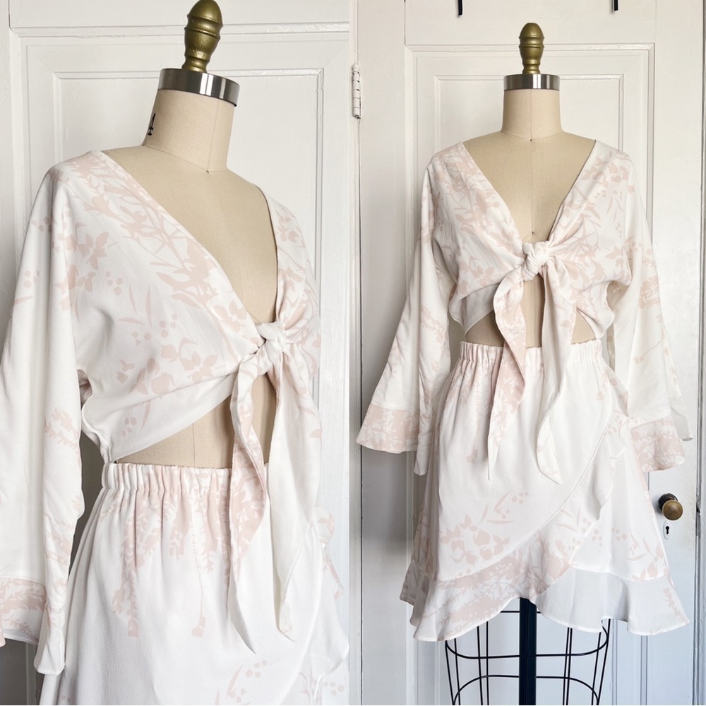 SABO • front cutout mini dress summer tie bust cream floral ruffle wrap